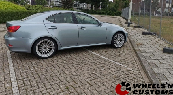 Lexus IS250 - 19 inch JNC 042 - 5x114.3 8.5J ET35