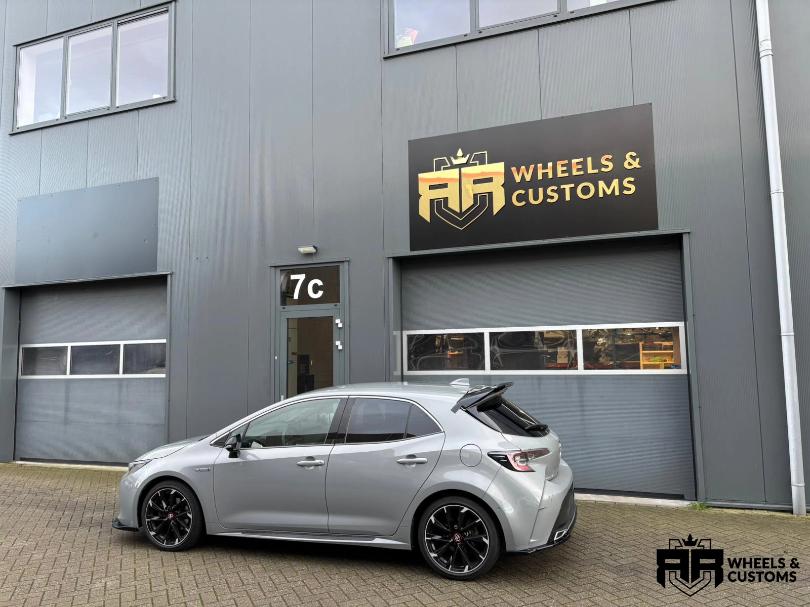 Toyota Corolla voorzien van Maxton Design Onderdelen