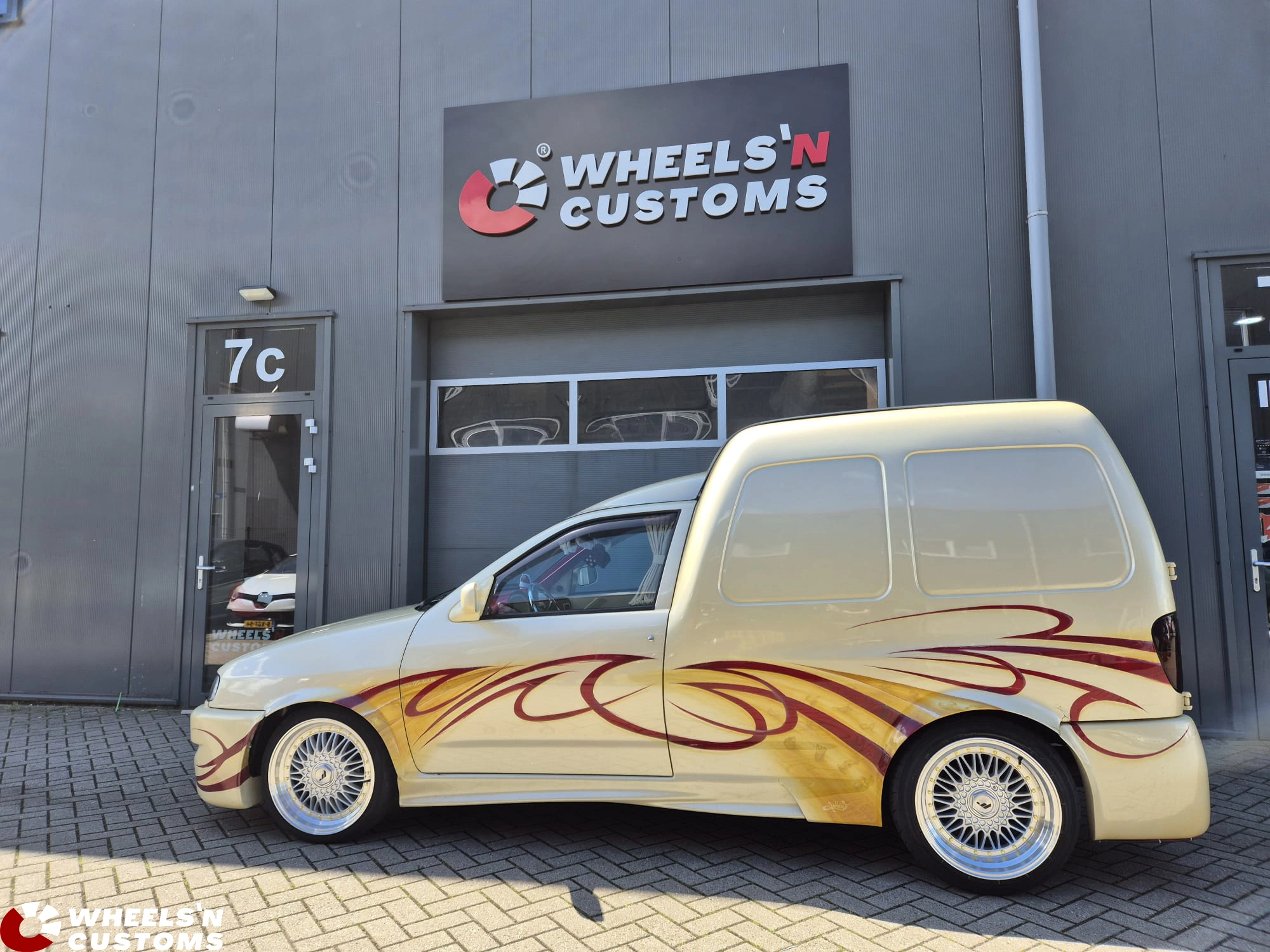  VW Caddy Mk2- JR Wheels JR9 17x7.5 ET35 en 17x10 ET20 Silver Machined Lip