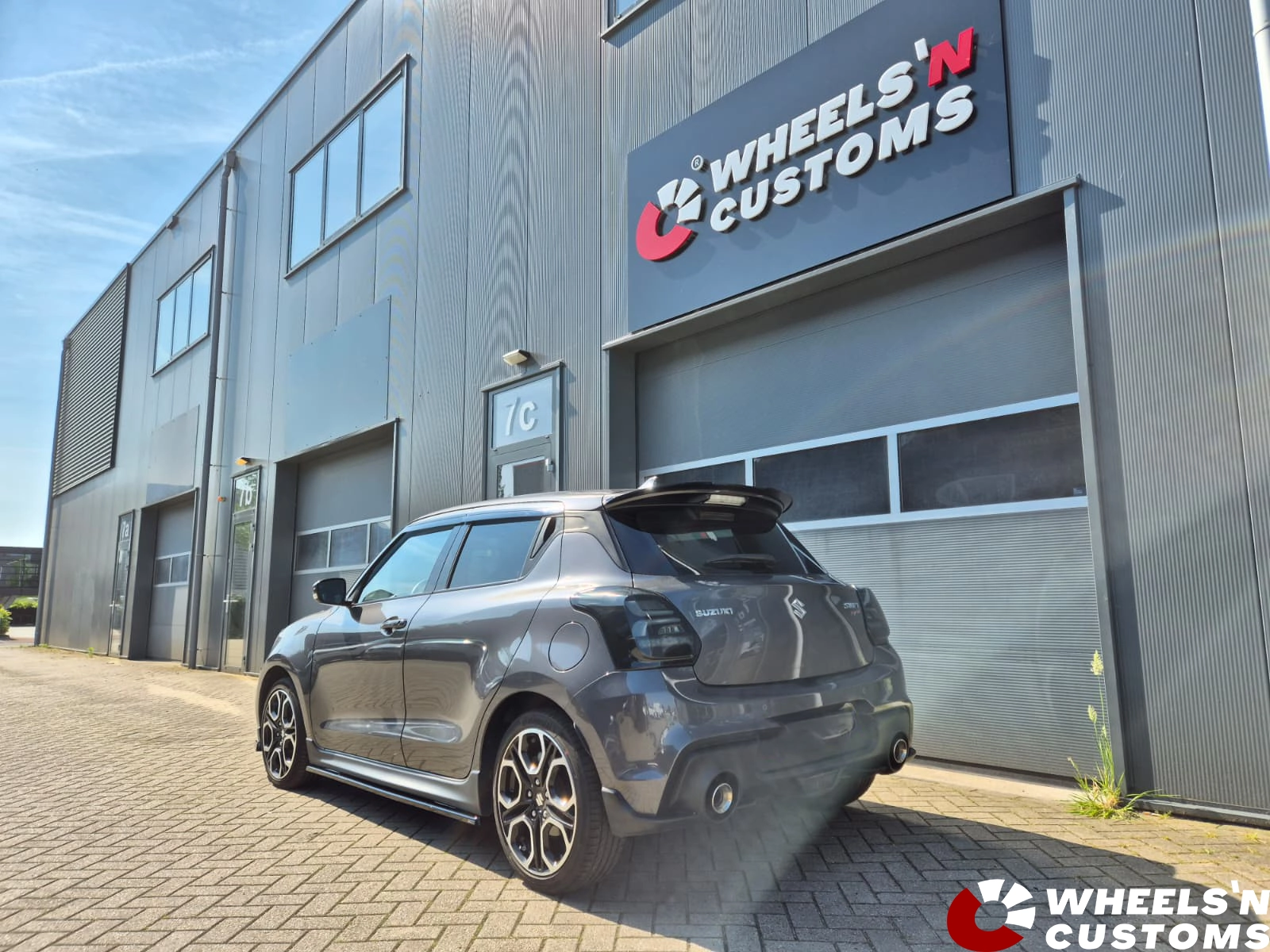  suzuki swift  voorzien van Maxton Design/ Ingo Noak pakket