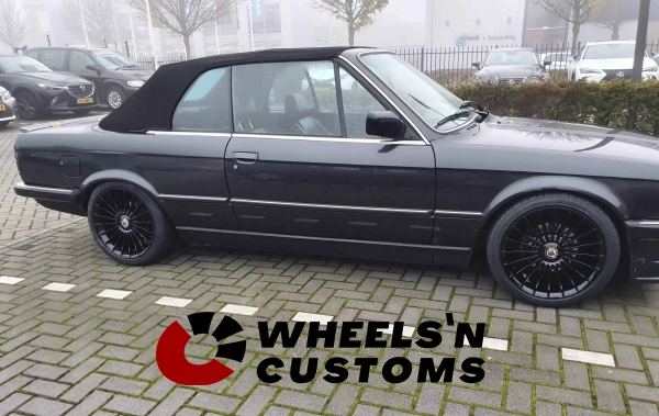 BMW E30 cabrio 320i - 17 inch - 4x100 7.5j ET30